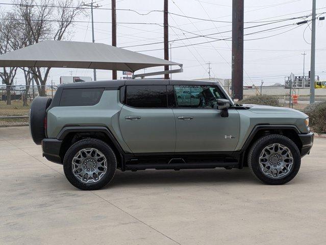 2024 GMC HUMMER EV SUV Vehicle Photo in SELMA, TX 78154-1459