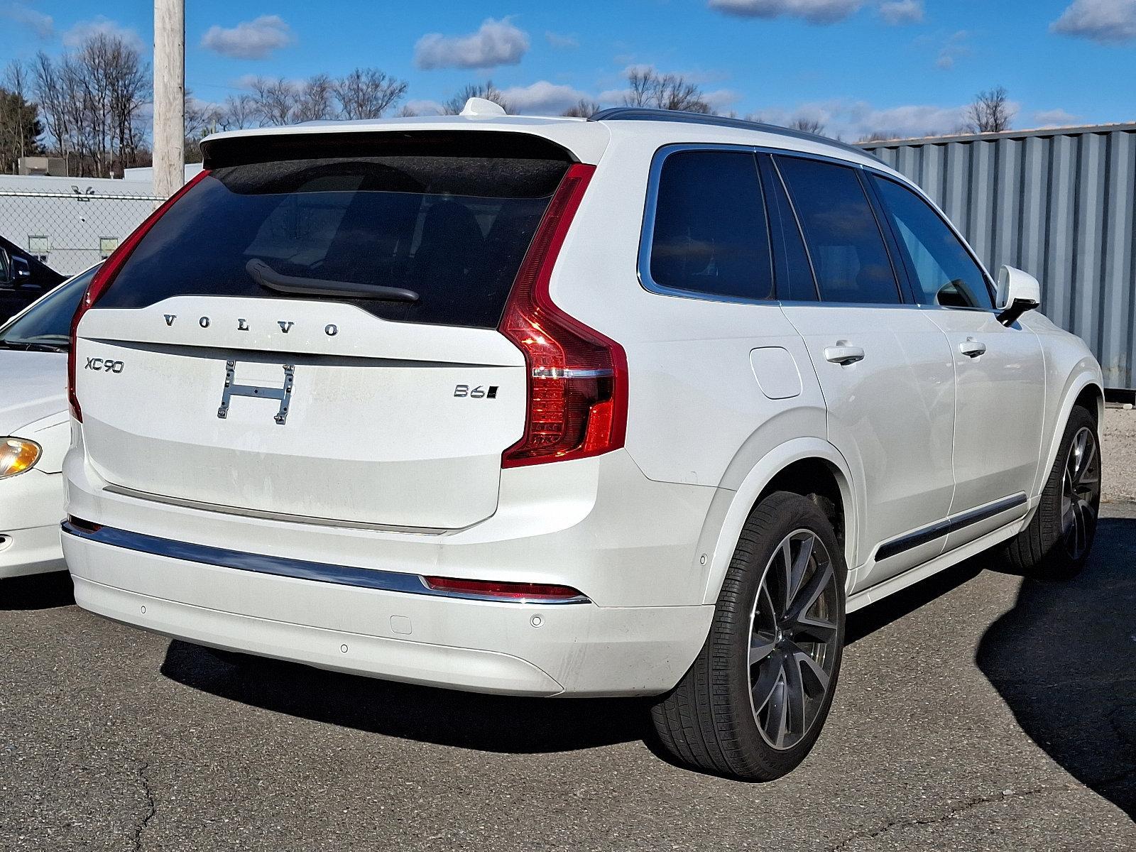 2024 Volvo XC90 Vehicle Photo in Trevose, PA 19053