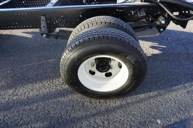 2025 Chevrolet 4500 HD LCF Diesel Vehicle Photo in FAIRMONT, WV 26554-2318