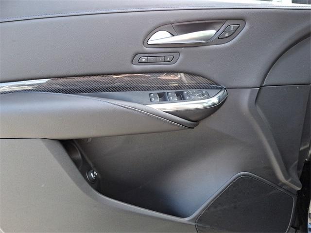 2025 Cadillac XT4 Vehicle Photo in ALLENTOWN, PA 18103-7399