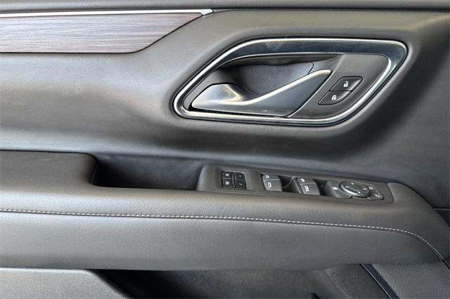 2023 Chevrolet Suburban Vehicle Photo in ELK GROVE, CA 95757-8703