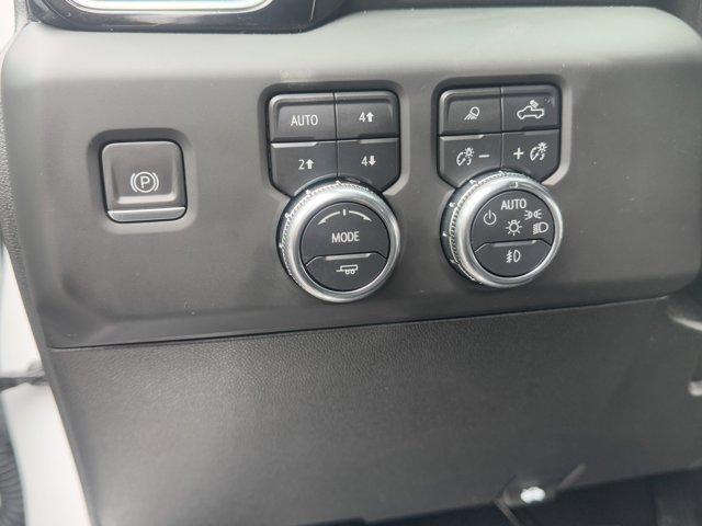2024 GMC Sierra 2500 HD Vehicle Photo in LEOMINSTER, MA 01453-2952
