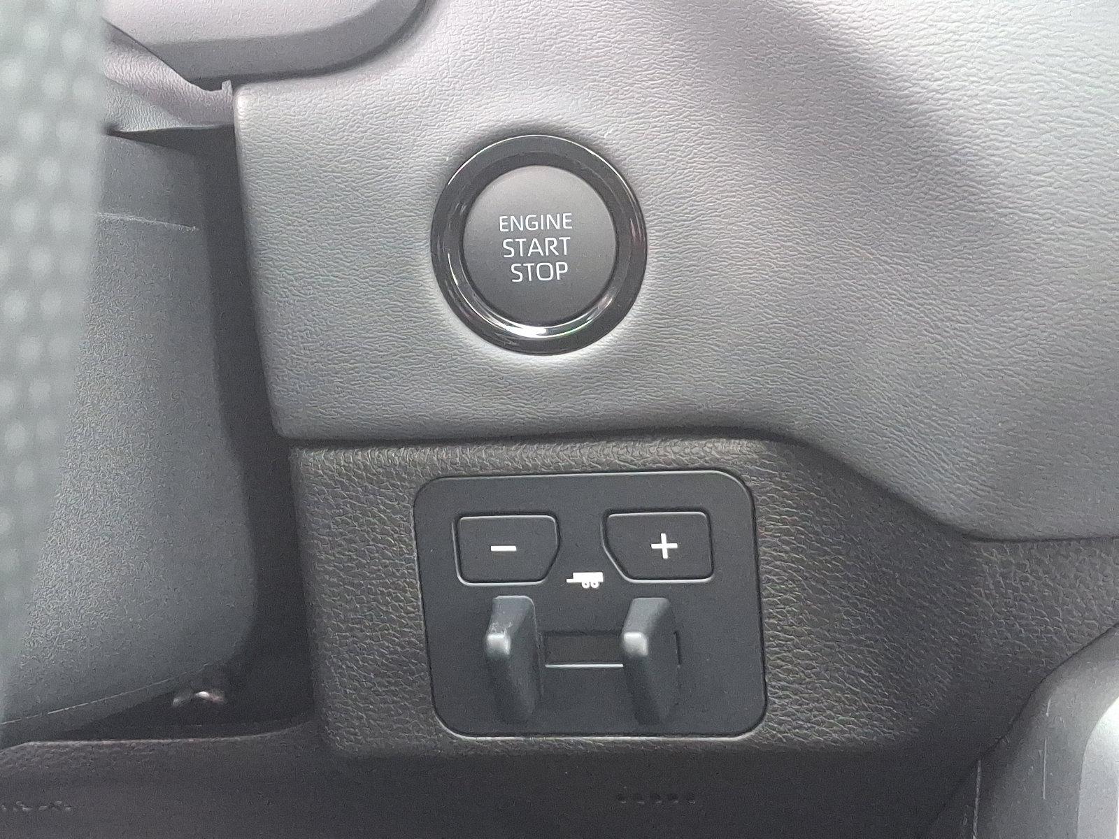 2025 Toyota Tundra 4WD Vehicle Photo in Trevose, PA 19053