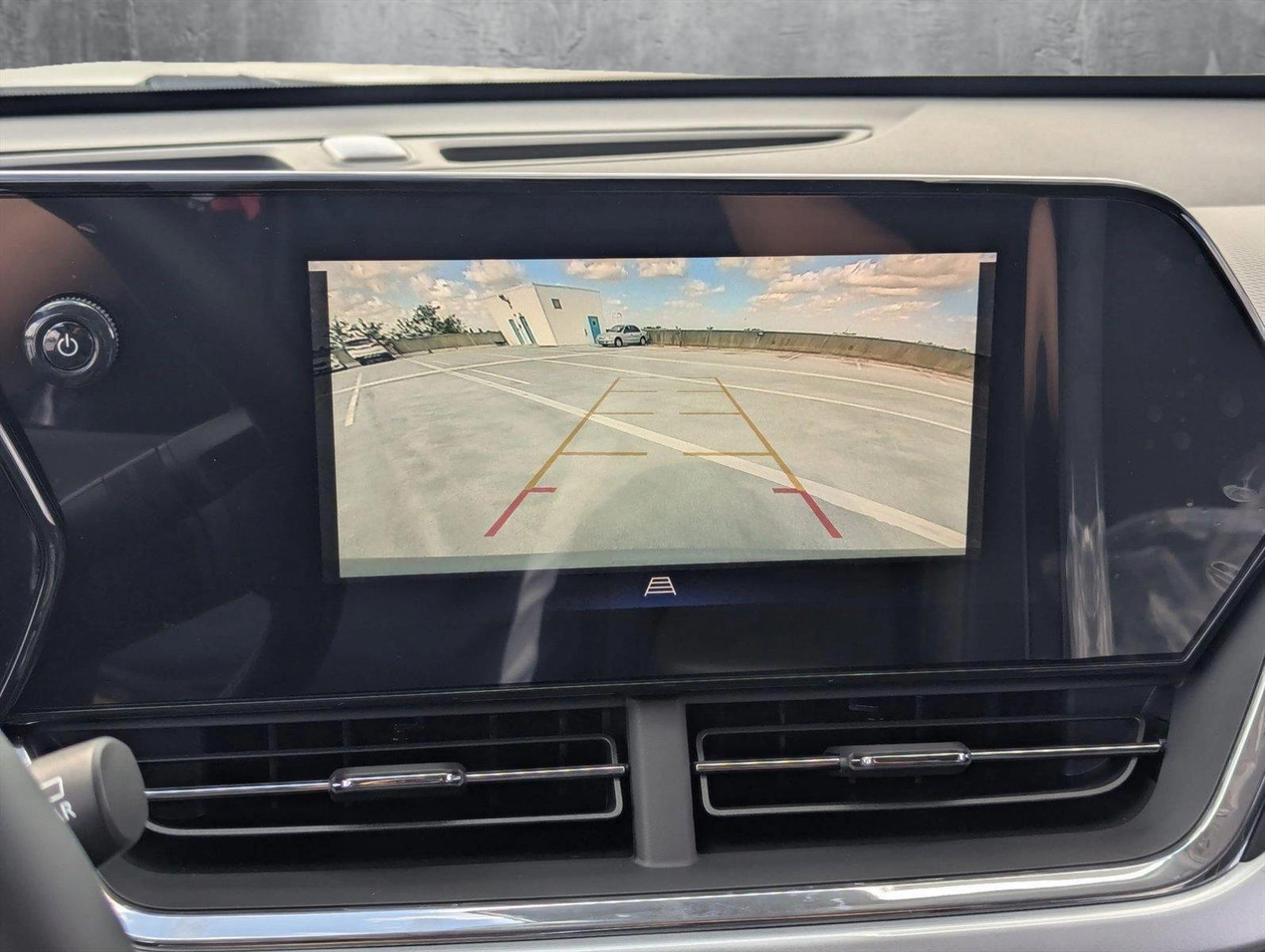 2025 Chevrolet Trax Vehicle Photo in PEMBROKE PINES, FL 33024-6534