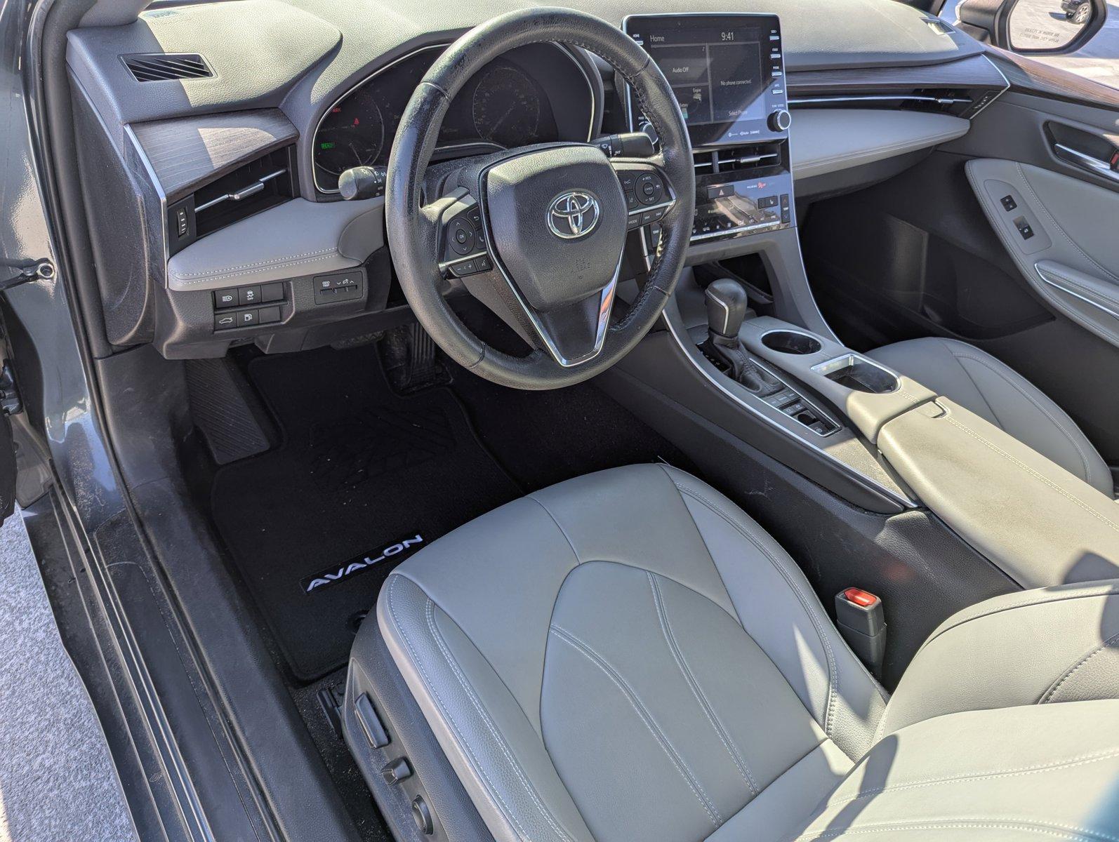 2019 Toyota Avalon Vehicle Photo in Ft. Myers, FL 33907