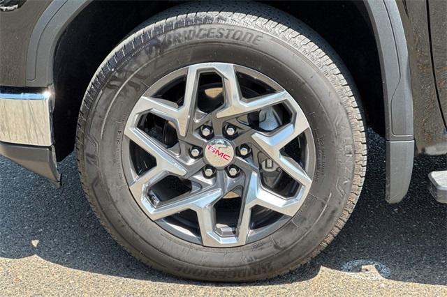 2024 GMC Sierra 1500 Vehicle Photo in ELK GROVE, CA 95757-8703
