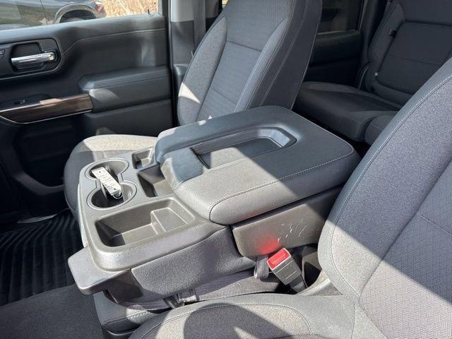 2019 Chevrolet Silverado 1500 Vehicle Photo in MEDINA, OH 44256-9631