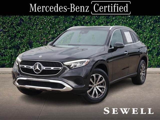 2025 Mercedes-Benz GLC Vehicle Photo in HOUSTON, TX 77079