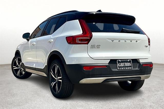 2021 Volvo XC40 Vehicle Photo in Houston, TX 77007