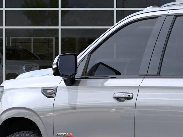 2025 GMC Yukon XL Vehicle Photo in WATERTOWN, CT 06795-3318