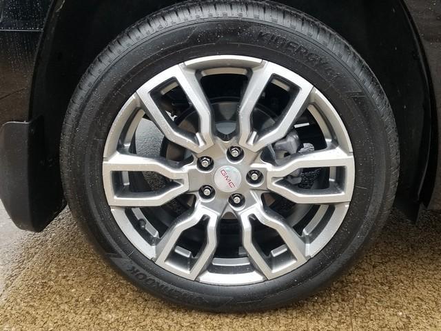 2023 GMC Terrain Vehicle Photo in ELYRIA, OH 44035-6349
