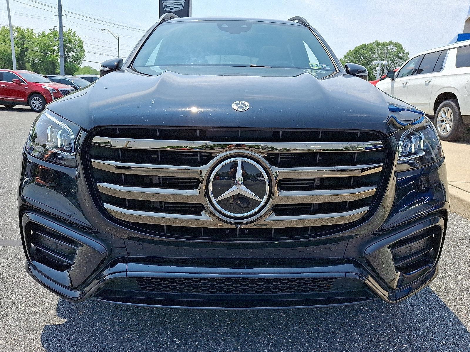 2024 Mercedes-Benz GLS Vehicle Photo in BETHLEHEM, PA 18017-9401