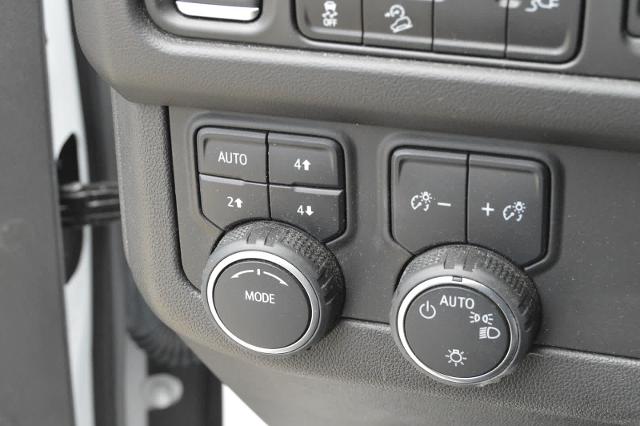 2022 Chevrolet Suburban Vehicle Photo in Houston, TX 77090