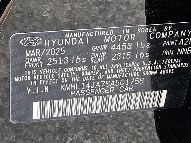 2025 Hyundai SONATA Vehicle Photo in Harrisburg, PA 17111
