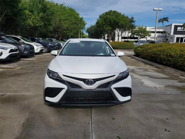 Certified 2022 Toyota Camry SE with VIN 4T1T11AK9NU065473 for sale in Delray Beach, FL