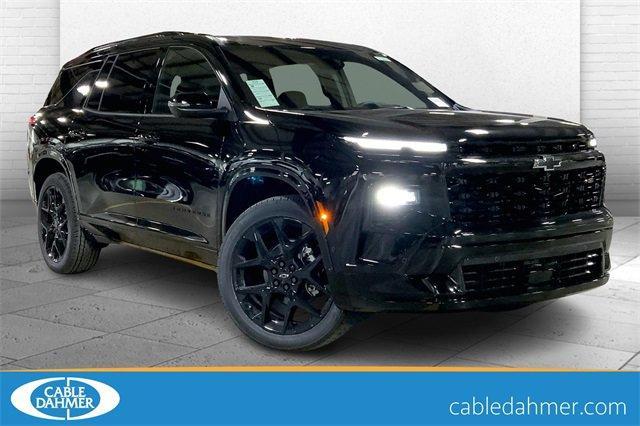 2025 Chevrolet Traverse Vehicle Photo in KANSAS CITY, MO 64114-4502