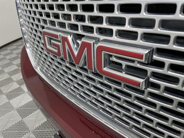 2017 GMC Yukon XL Vehicle Photo in GILBERT, AZ 85297-0402