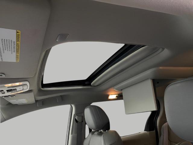 2021 Toyota Sienna Vehicle Photo in Appleton, WI 54913