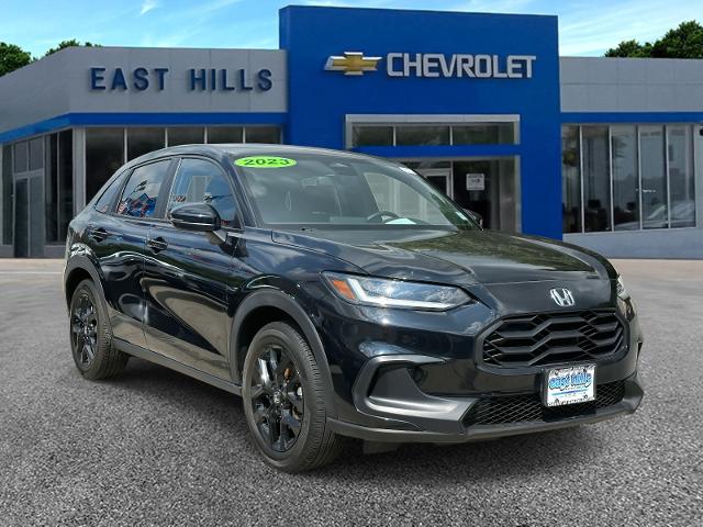 2023 Honda HR-V Vehicle Photo in Roslyn, NY 11576