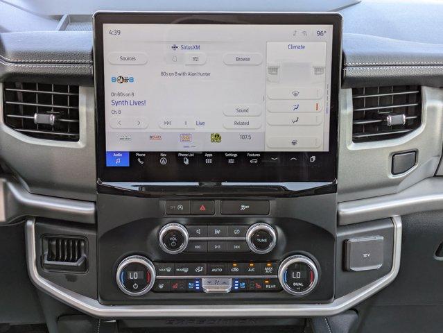 2023 Ford Expedition Vehicle Photo in BRUNSWICK, GA 31525-1881