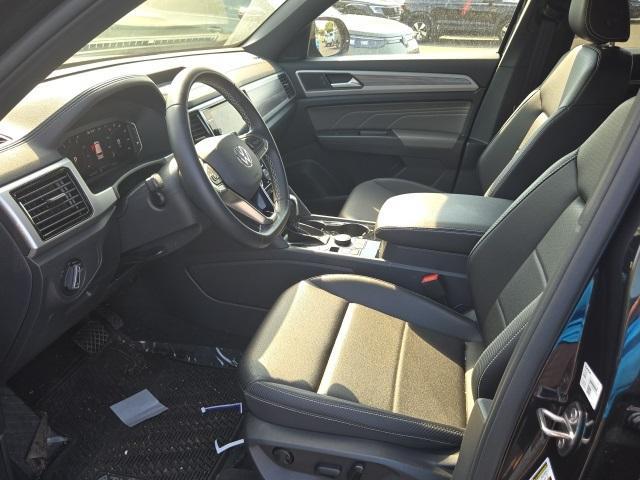 2023 Volkswagen Atlas Cross Sport Vehicle Photo in Puyallup, WA 98371
