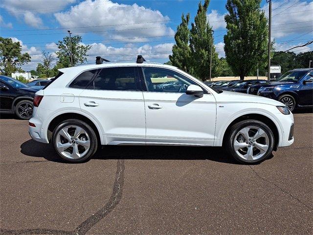 2022 Audi Q5 Vehicle Photo in Willow Grove, PA 19090