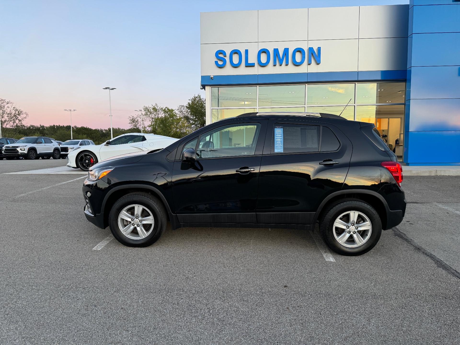 Certified 2022 Chevrolet Trax LT with VIN KL7CJPSM7NB523544 for sale in Mcclellandtown, PA