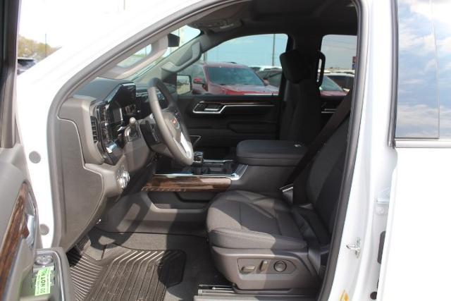 2025 GMC Sierra 1500 Vehicle Photo in Greenville, TX 75402