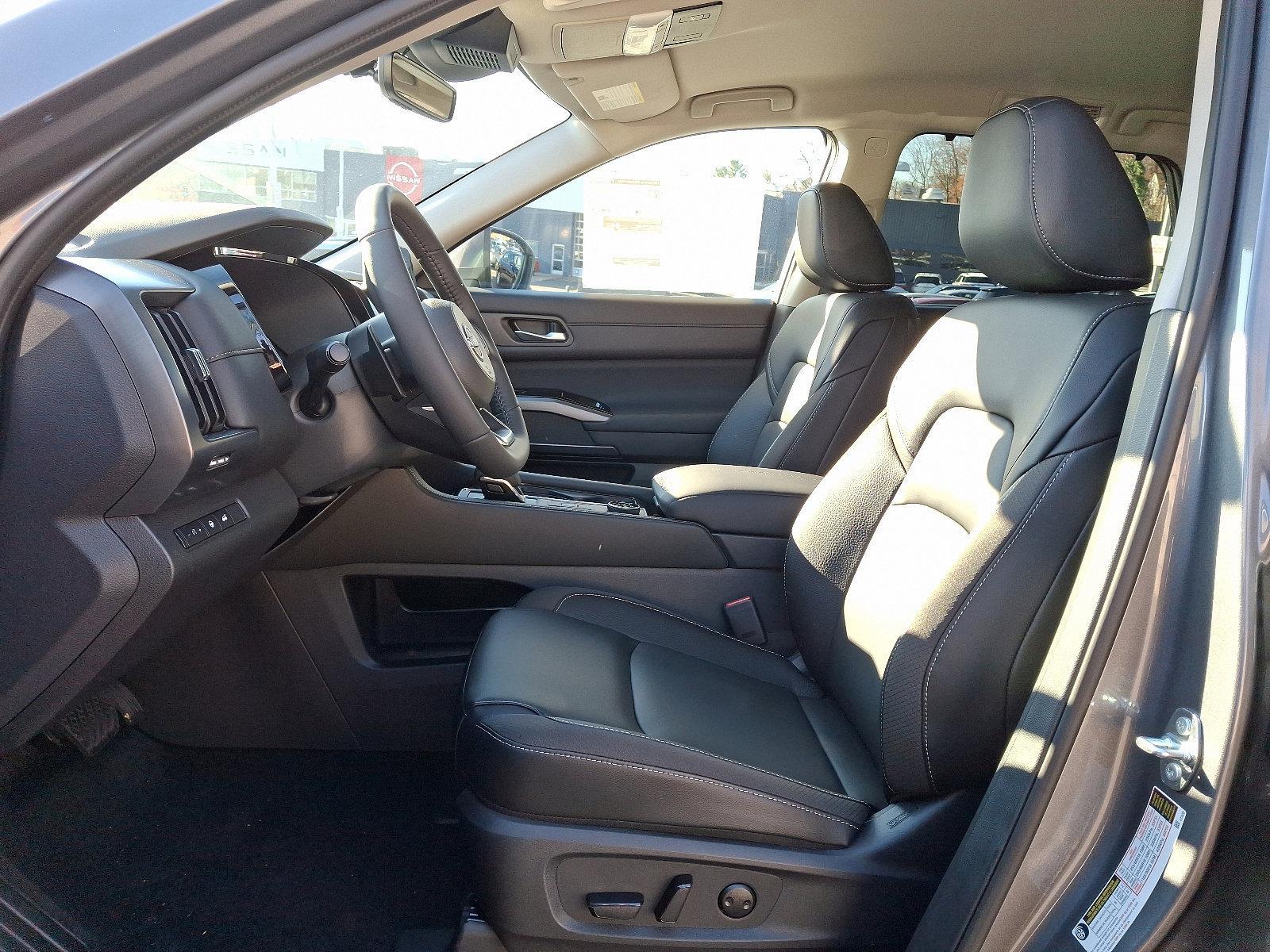 2025 Nissan Pathfinder Vehicle Photo in Jenkintown, PA 19046