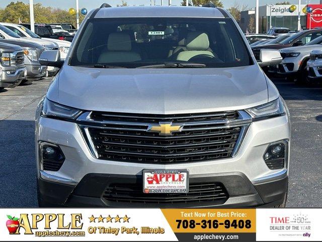 Used 2022 Chevrolet Traverse 3LT with VIN 1GNEVHKWXNJ163111 for sale in Tinley Park, IL