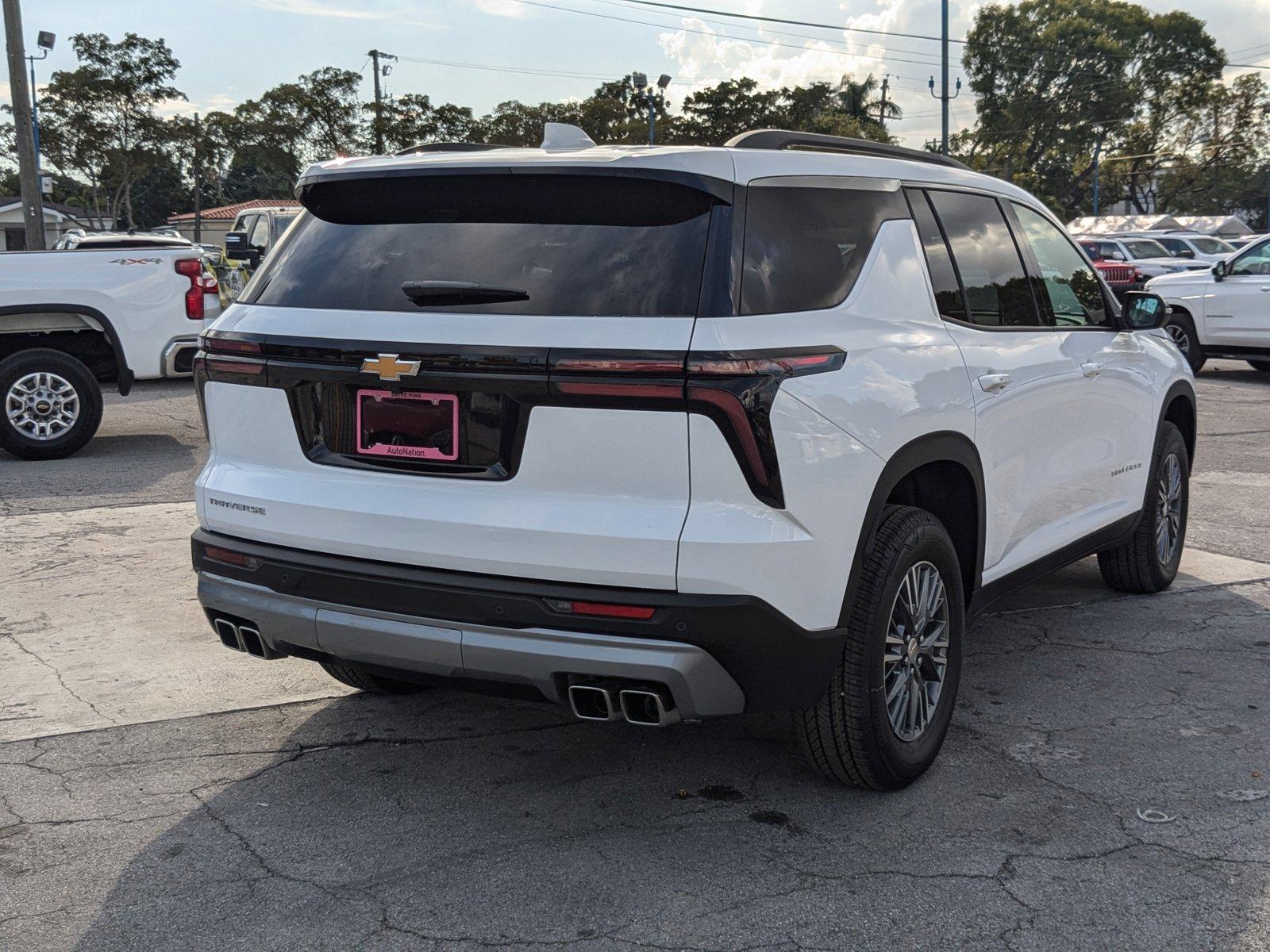 2025 Chevrolet Traverse Vehicle Photo in MIAMI, FL 33134-2699