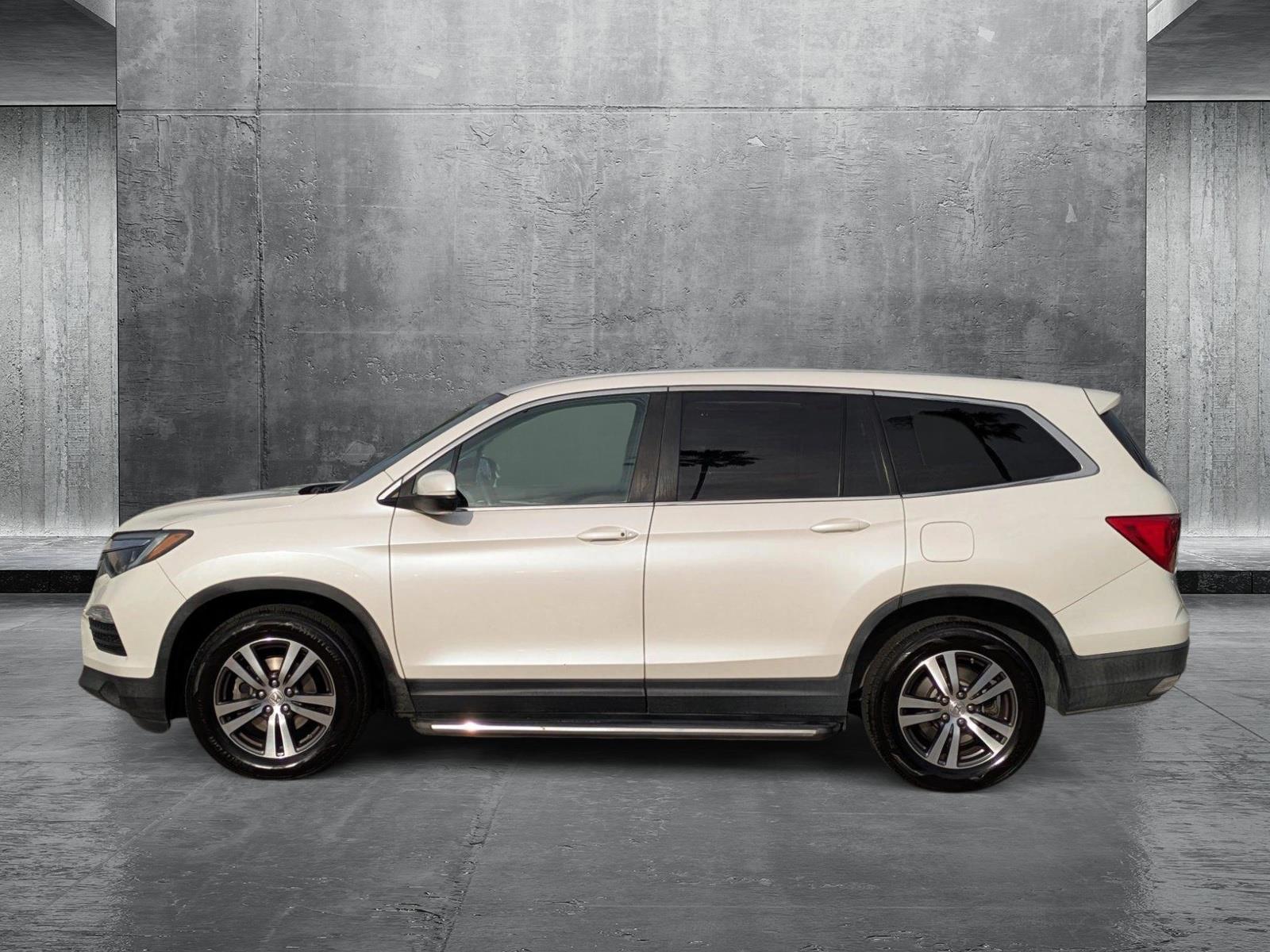 2018 Honda Pilot Vehicle Photo in Tustin, CA 92782