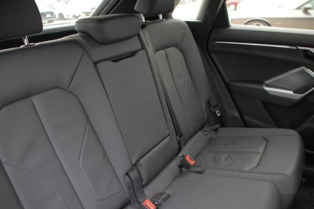 2020 Audi Q3 Vehicle Photo in SUGAR LAND, TX 77478