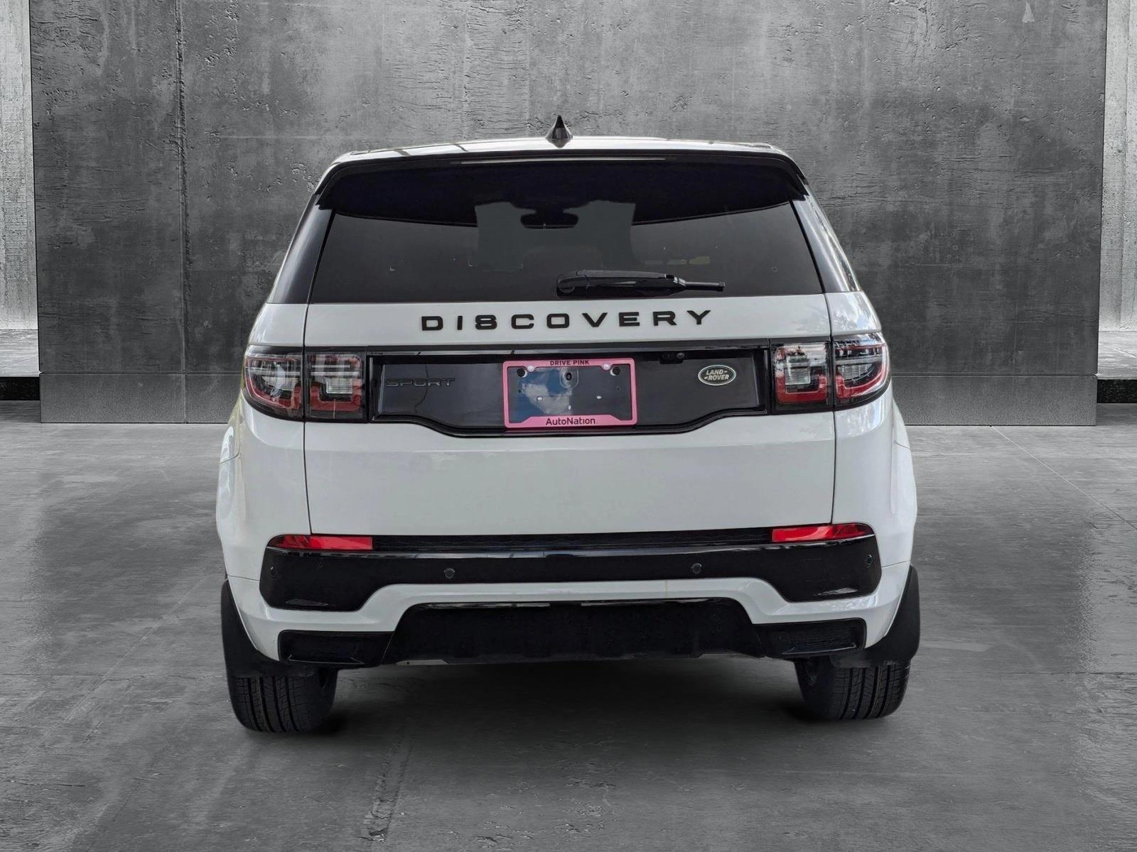 2023 Land Rover Discovery Sport Vehicle Photo in Miami, FL 33015