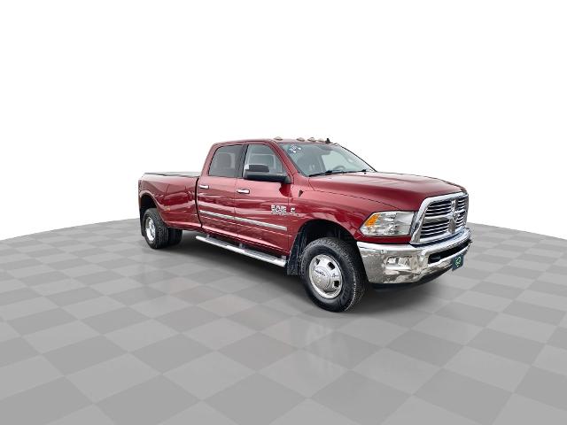 2015 Ram 3500 Vehicle Photo in WILLIAMSVILLE, NY 14221-2883