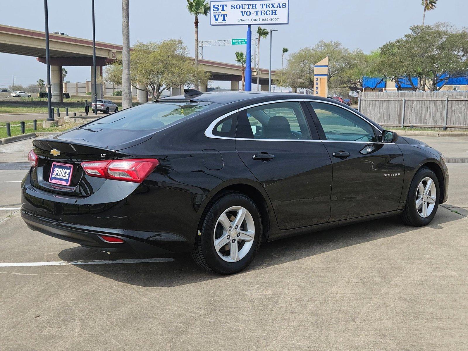 2022 Chevrolet Malibu Vehicle Photo in CORPUS CHRISTI, TX 78416-1100