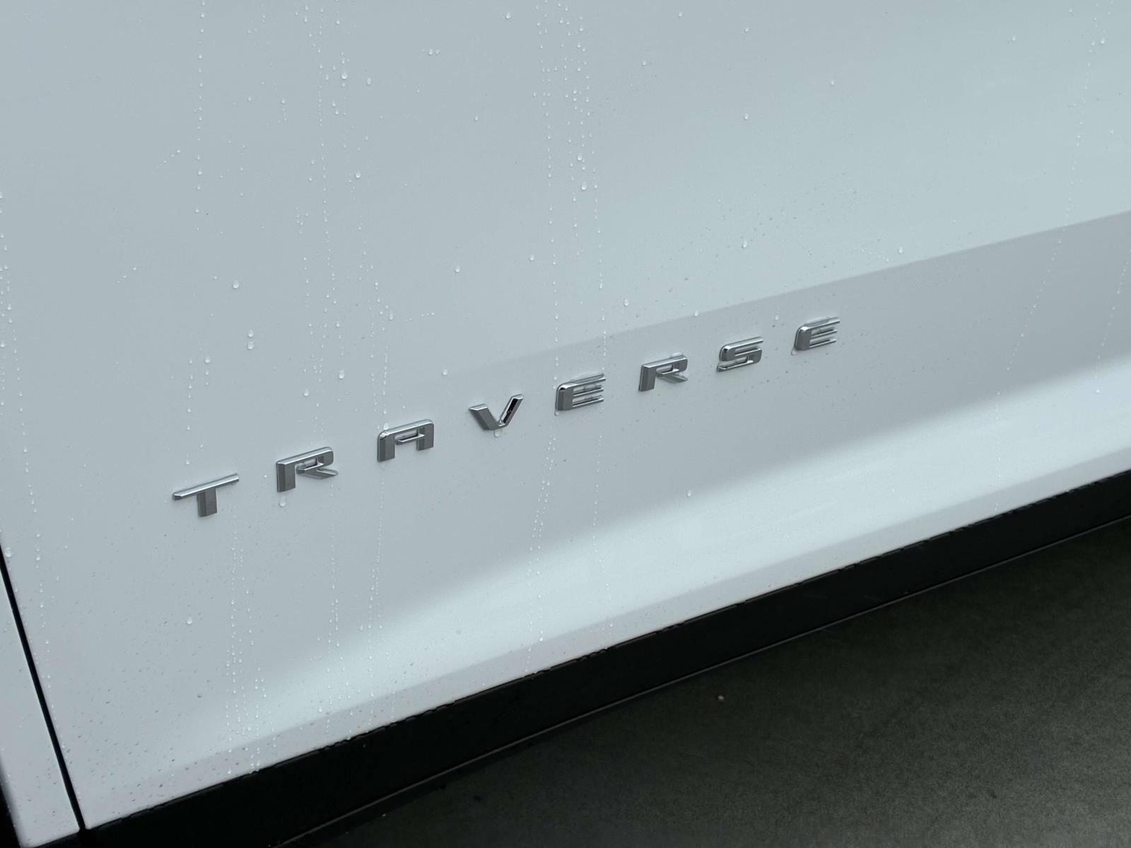 2025 Chevrolet Traverse Vehicle Photo in LOS ANGELES, CA 90007-3794