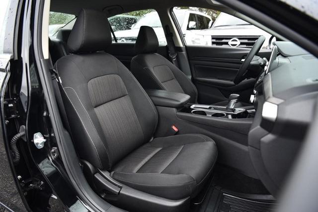 2024 Nissan Altima Vehicle Photo in Ballwin, MO 63011