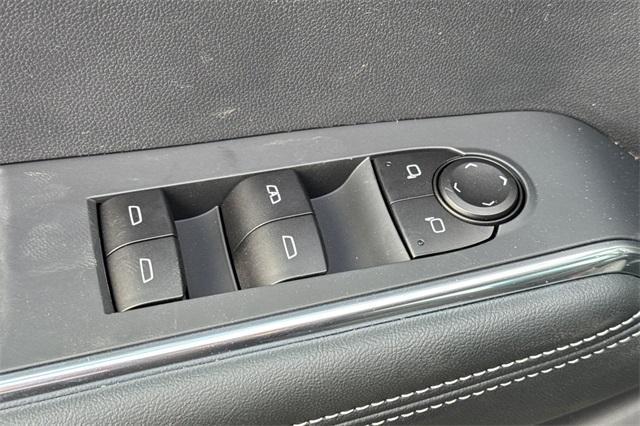 2025 GMC Acadia Vehicle Photo in ELK GROVE, CA 95757-8703