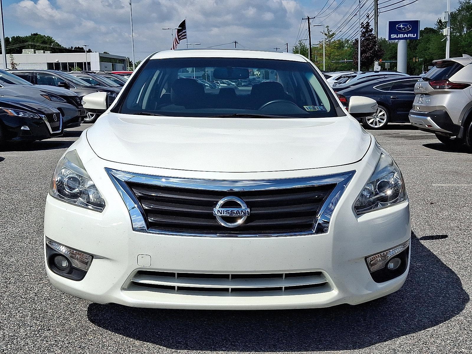 Used 2014 Nissan Altima SV with VIN 1N4AL3AP3EN250339 for sale in Mechanicsburg, PA
