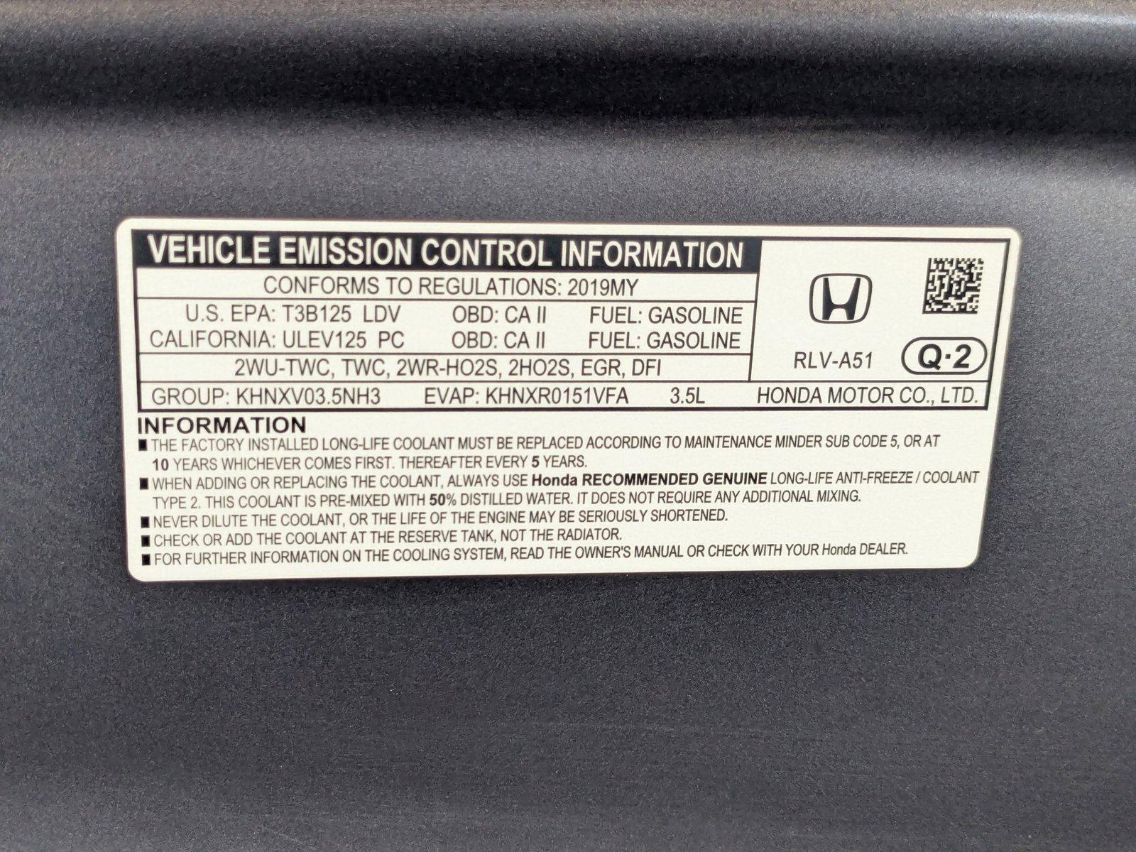 2019 Honda Pilot Vehicle Photo in Valencia, CA 91355