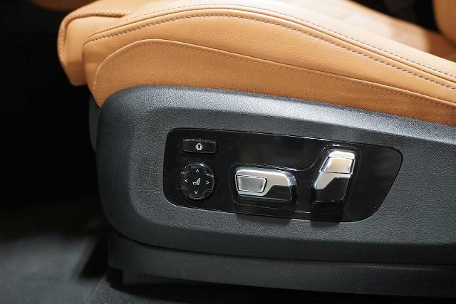 2025 BMW X5 sDrive40i Vehicle Photo in GRAPEVINE, TX 76051