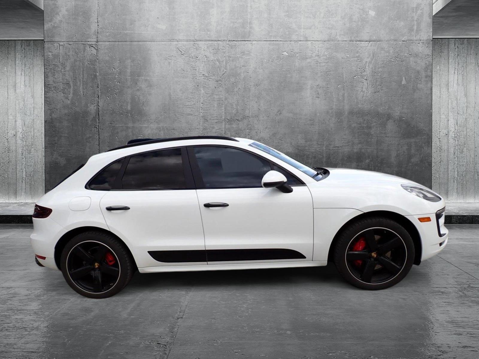 2018 Porsche Macan Vehicle Photo in DENVER, CO 80221-3610