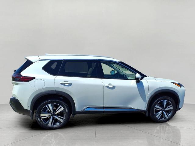 2022 Nissan Rogue Vehicle Photo in Oshkosh, WI 54904
