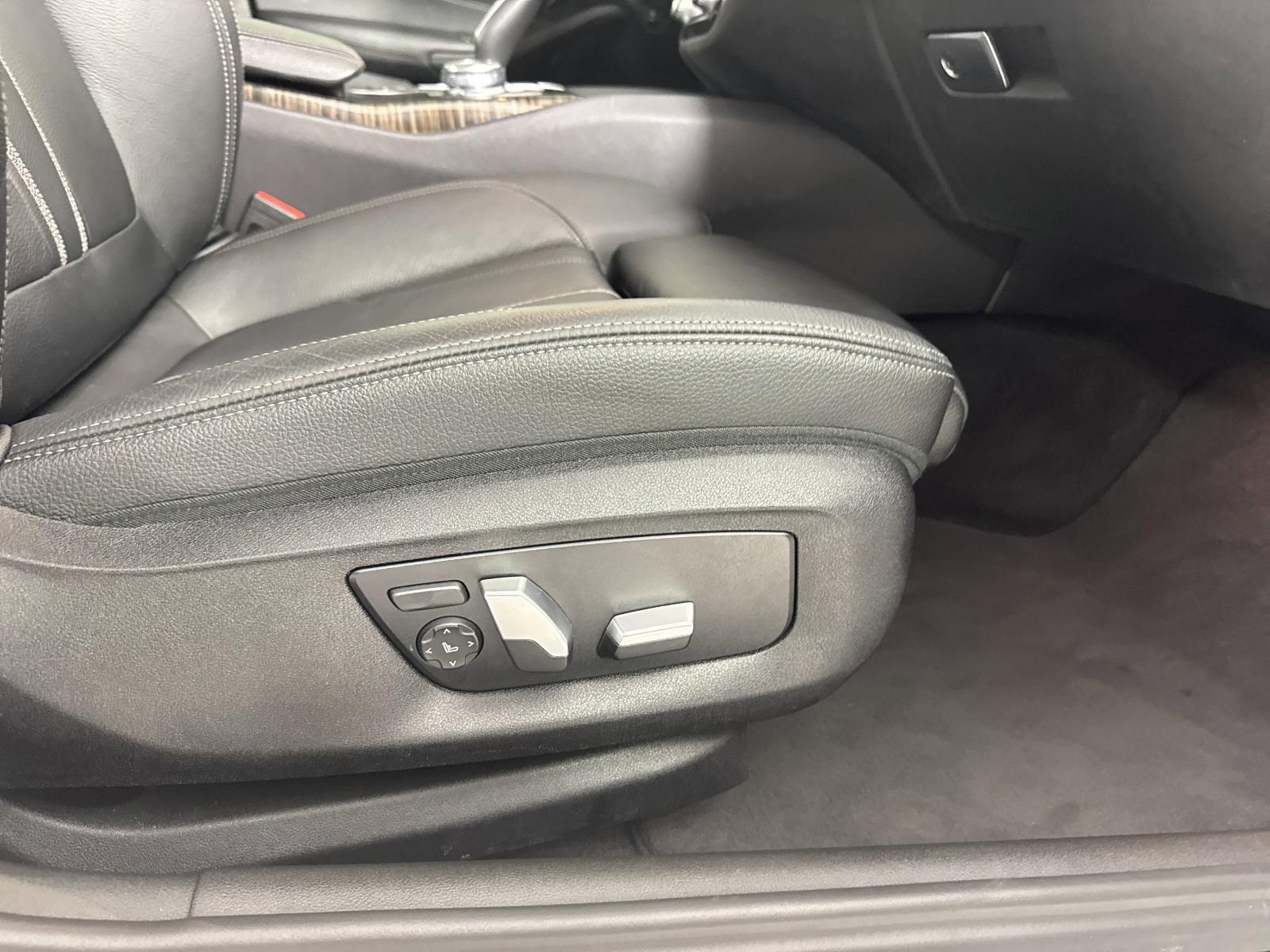 2018 BMW 5 Series Vehicle Photo in GEORGETOWN, TX 78626-7508