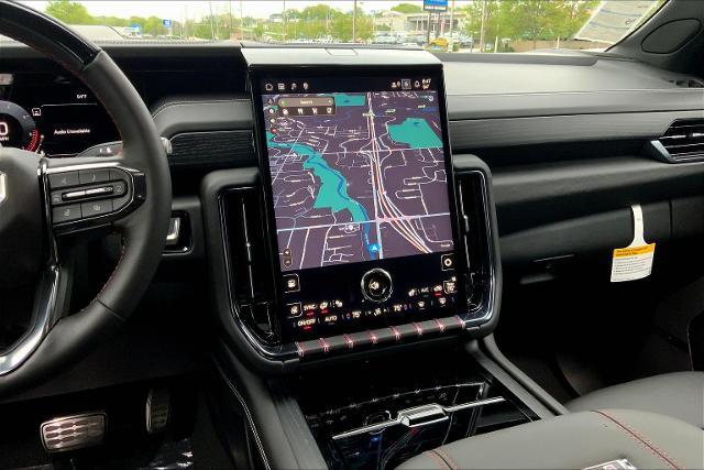 2025 GMC Yukon Vehicle Photo in KANSAS CITY, MO 64114-4545
