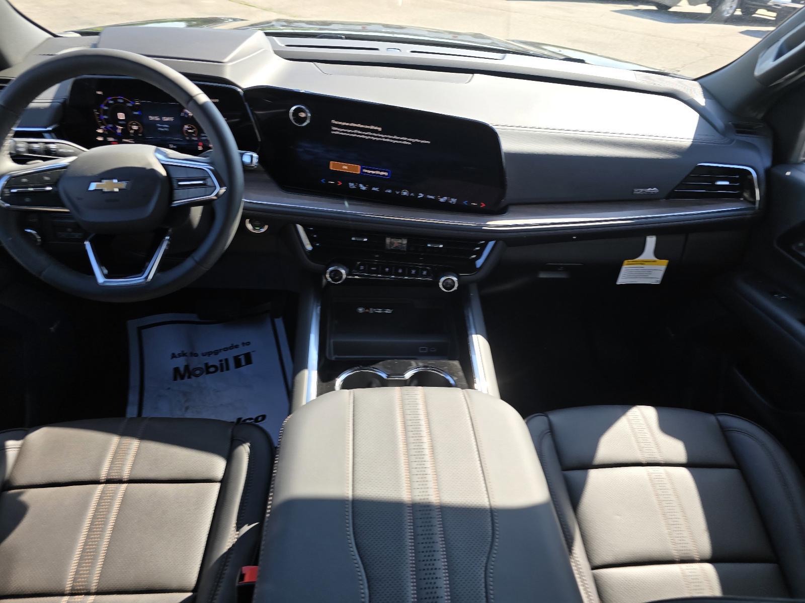 2025 Chevrolet Suburban Vehicle Photo in Rolla, MO 65401