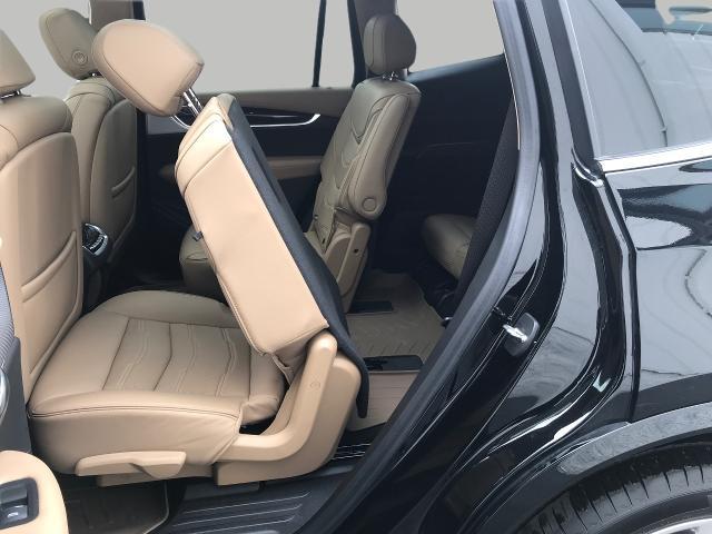 2023 Cadillac XT6 Vehicle Photo in GREEN BAY, WI 54303-3330