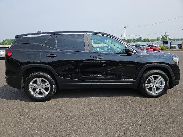 2022 GMC Terrain Vehicle Photo in TREVOSE, PA 19053-4984