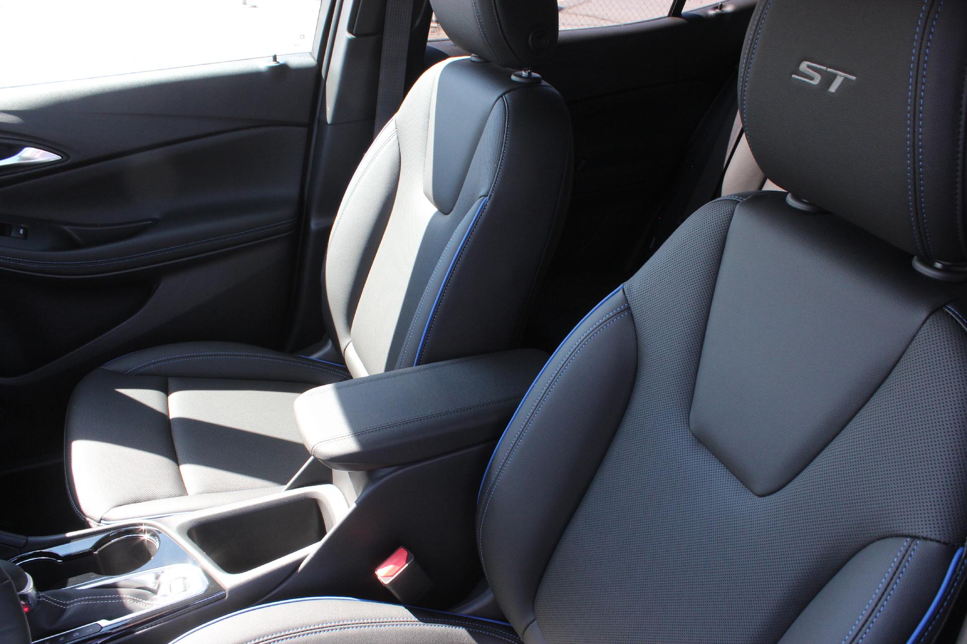 2026 Buick Encore GX Vehicle Photo in AURORA, CO 80012-4011